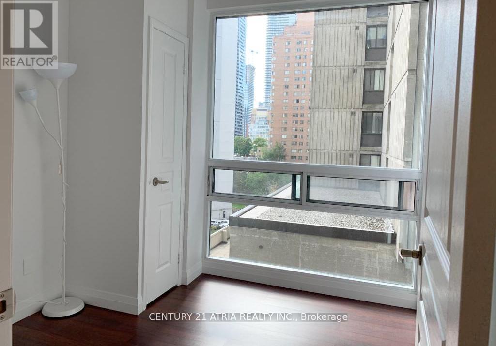 709 - 1121 Bay Street, Toronto (Bay Street Corridor), Ontario  M5S 2B3 - Photo 9 - C12855732