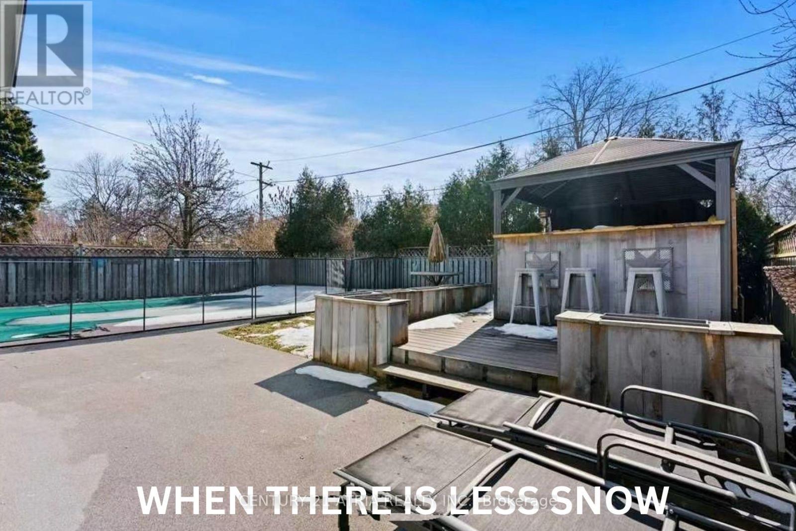 23 Ladbrooke Road, Toronto (Willowridge-Martingrove-Richview), Ontario  M3R 2A7 - Photo 43 - W12826996