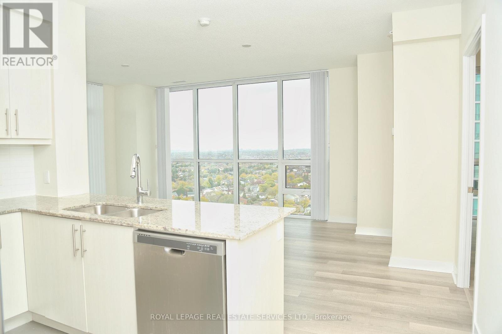 1907 - 3975 Grand Park Drive, Mississauga, Ontario  L5B 4M6 - Photo 4 - W12855442