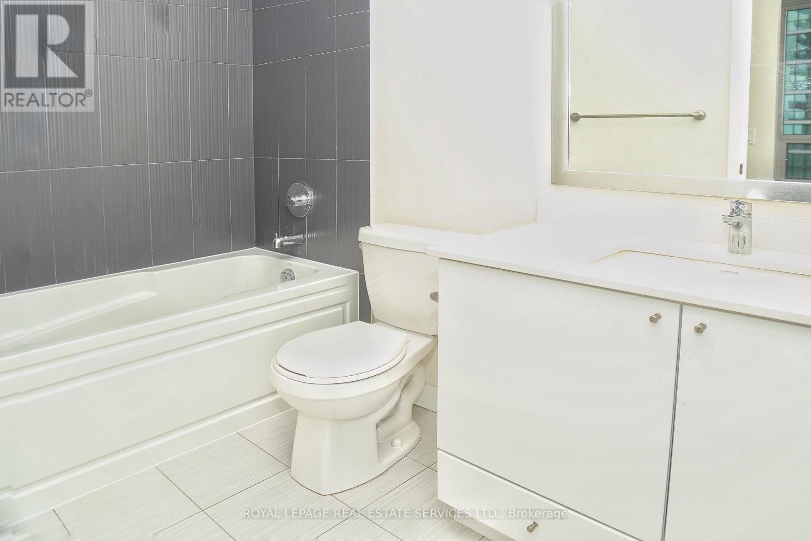 1907 - 3975 Grand Park Drive, Mississauga, Ontario  L5B 4M6 - Photo 9 - W12855442