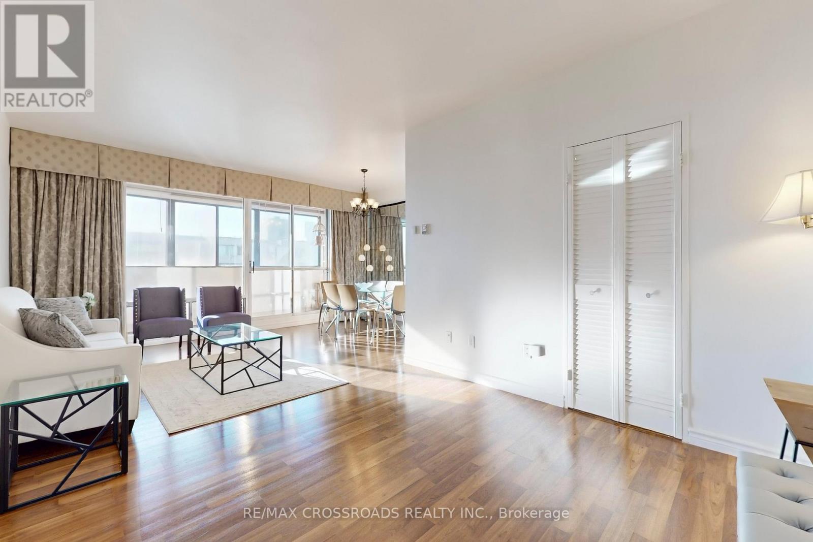 Ph18 - 5 Massey Square, Toronto (Crescent Town), Ontario  M4C 5L6 - Photo 11 - E12855664