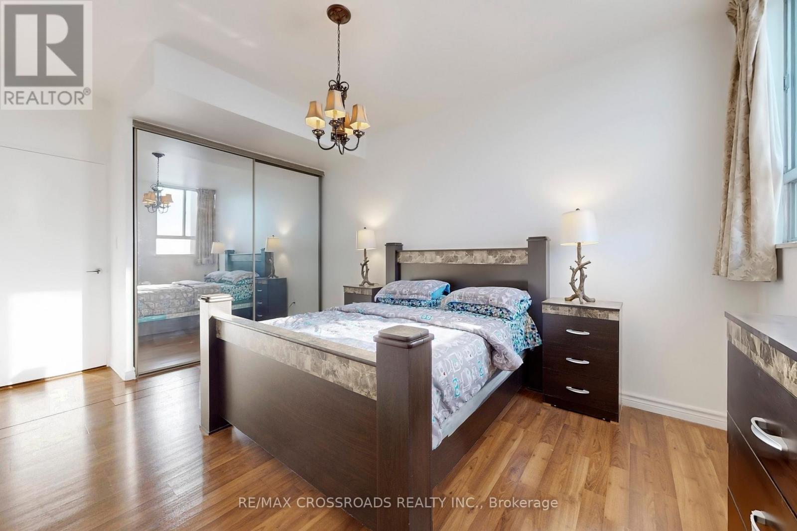 Ph18 - 5 Massey Square, Toronto (Crescent Town), Ontario  M4C 5L6 - Photo 20 - E12855664