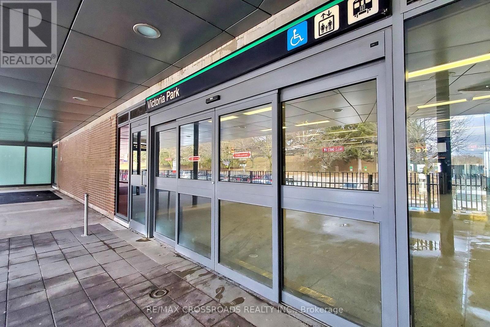 Ph18 - 5 Massey Square, Toronto (Crescent Town), Ontario  M4C 5L6 - Photo 32 - E12855664