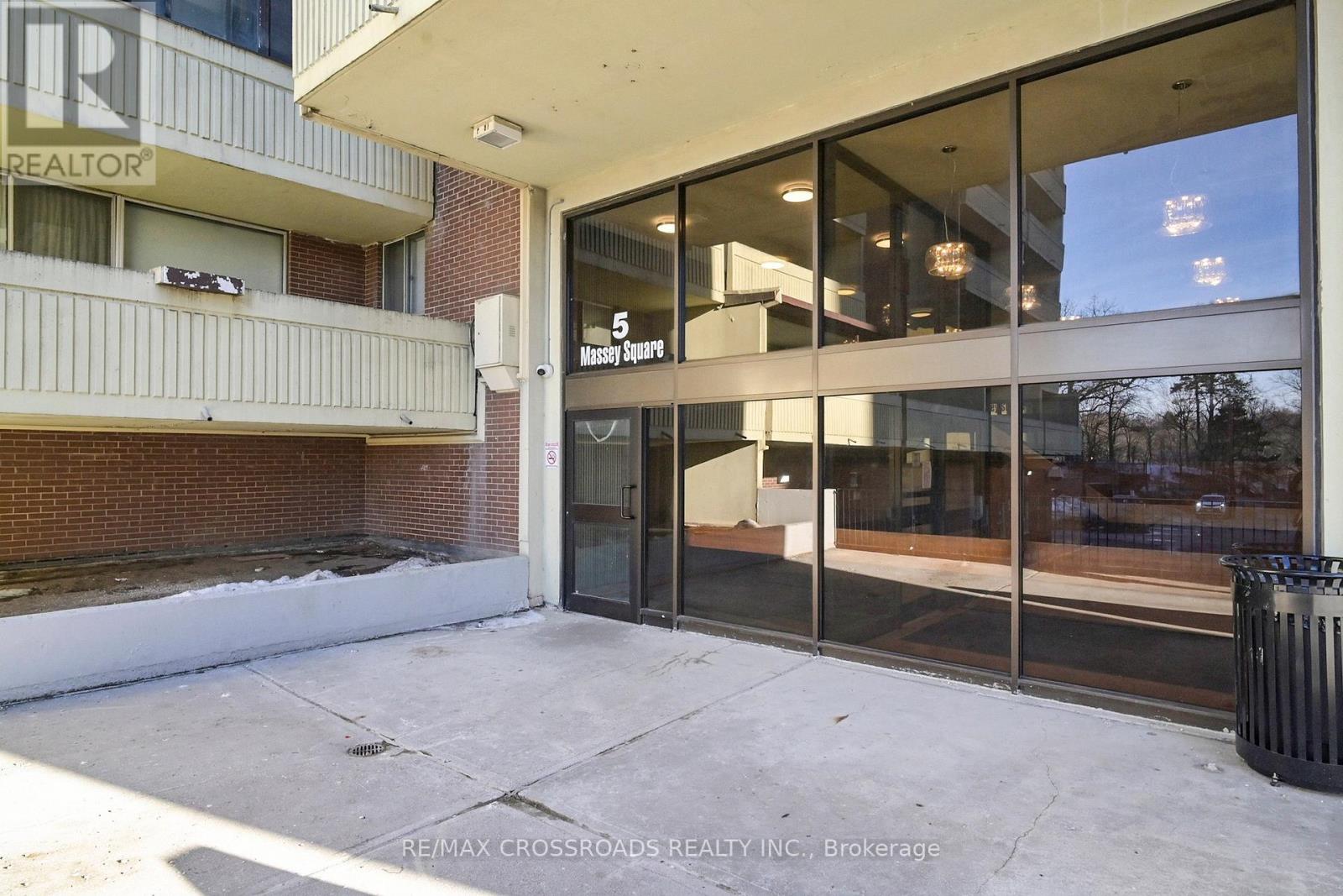 Ph18 - 5 Massey Square, Toronto (Crescent Town), Ontario  M4C 5L6 - Photo 5 - E12855664