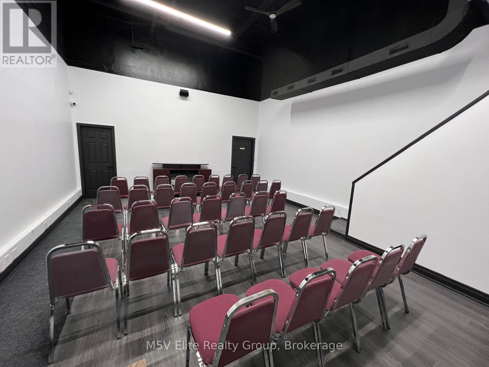 15 & 16 - 250 Regina Road, Vaughan (West Woodbridge Industrial Area), Ontario  L4L 8N2 - Photo 12 - N12855602