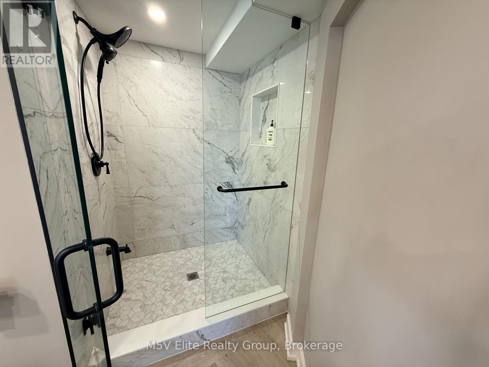 15 & 16 - 250 Regina Road, Vaughan (West Woodbridge Industrial Area), Ontario  L4L 8N2 - Photo 21 - N12855602