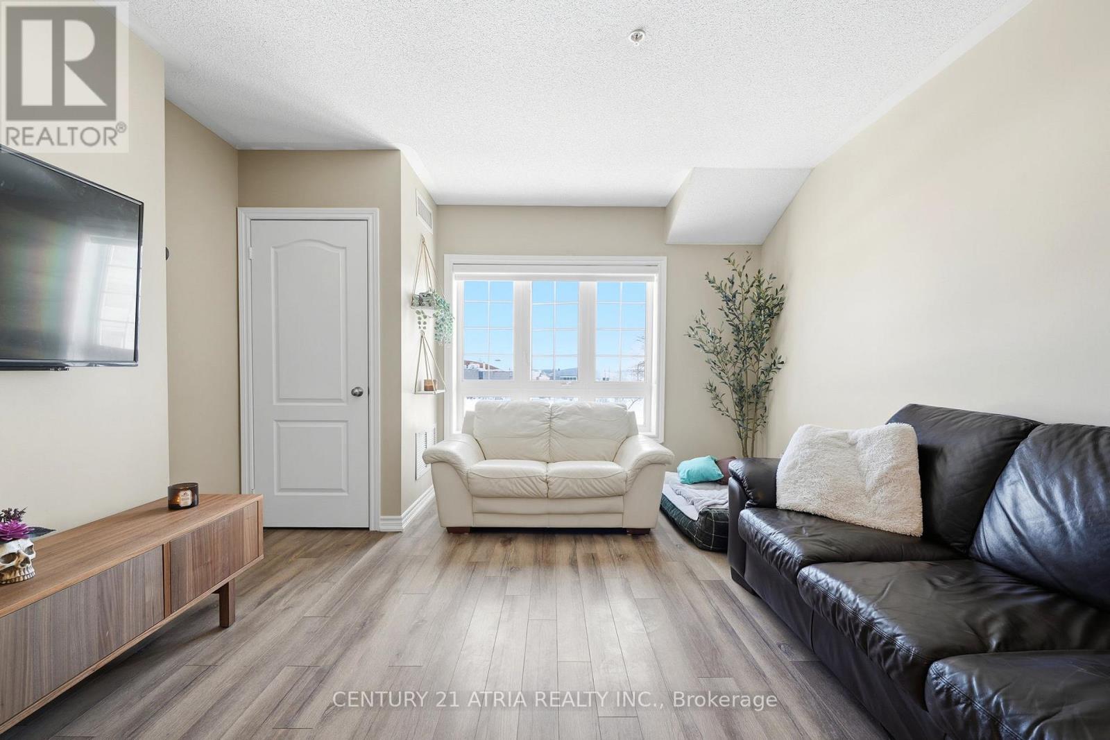 213 - 112 Simcoe Road, Bradford West Gwillimbury, Ontario  L3Y 1Y2 - Photo 16 - N12855612