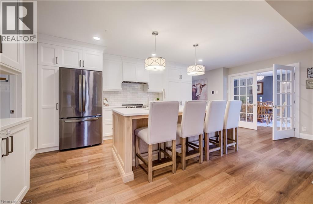 15 Mcleod Court, Kitchener, Ontario  N2R 1A9 - Photo 5 - 40808685