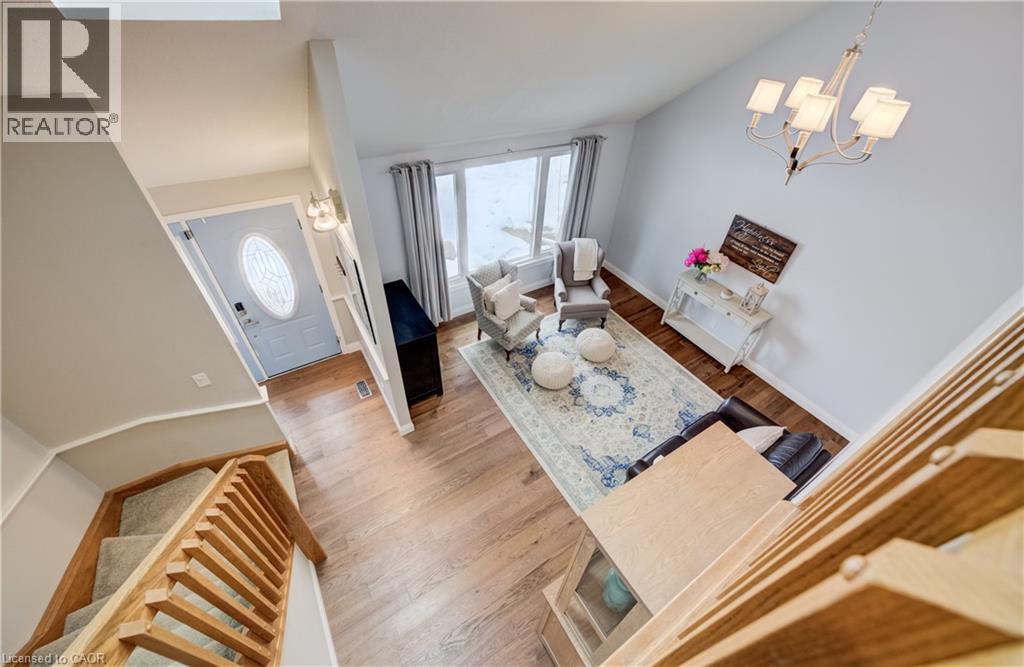 15 Mcleod Court, Kitchener, Ontario  N2R 1A9 - Photo 19 - 40808685