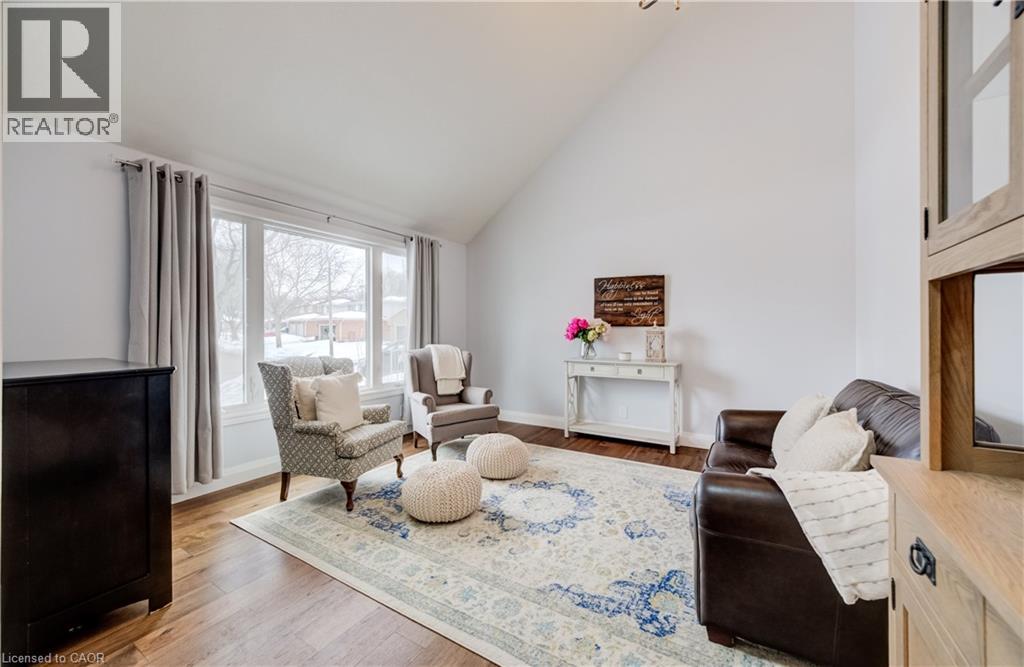 15 Mcleod Court, Kitchener, Ontario  N2R 1A9 - Photo 17 - 40808685