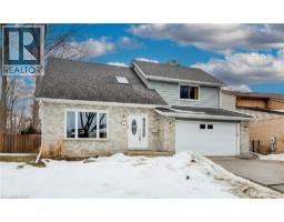 15 MCLEOD Court, Kitchener, Ontario