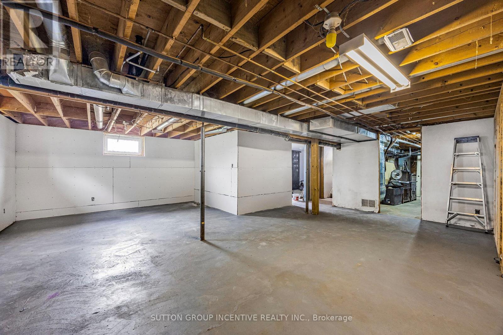 2266 Foxmead Road, Oro-Medonte, Ontario  L0K 1E0 - Photo 26 - S12855726