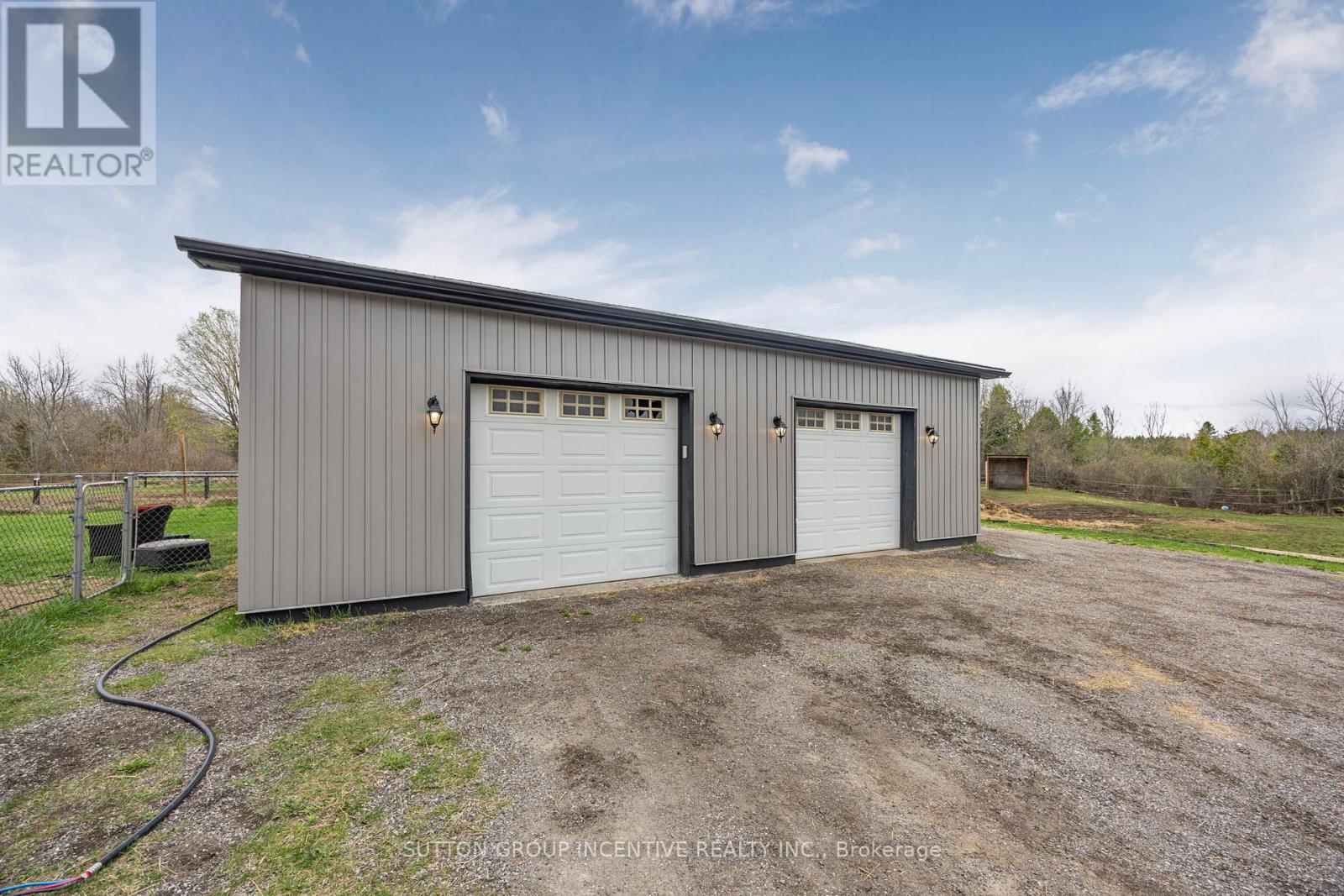 2266 Foxmead Road, Oro-Medonte, Ontario  L0K 1E0 - Photo 30 - S12855726