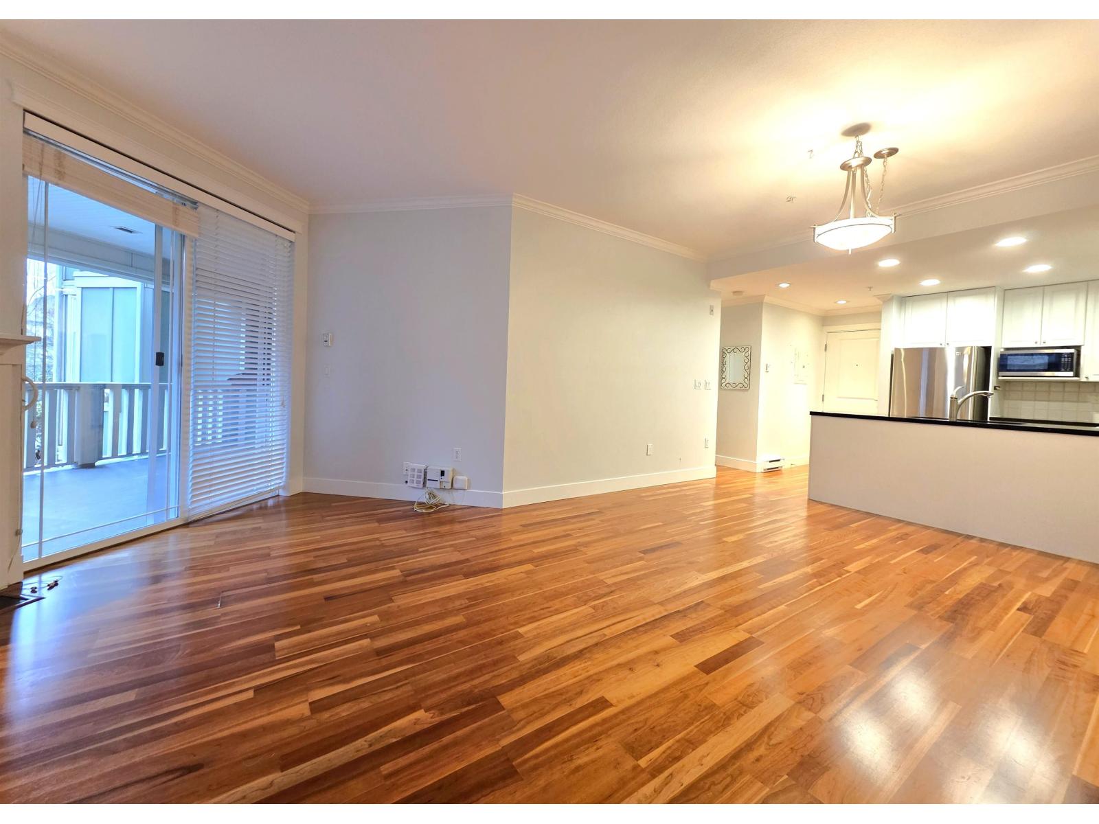 209 15350 16a Avenue, Surrey, British Columbia  V4A 1S9 - Photo 11 - R3096501