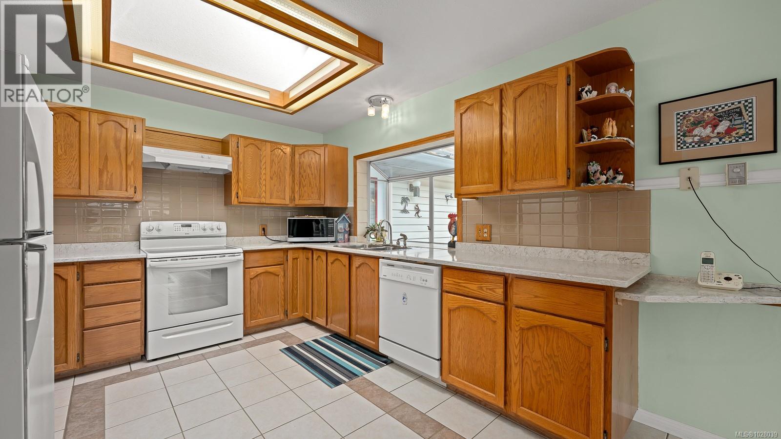 970 Mantle Dr, Courtenay, British Columbia  V9N 7A3 - Photo 15 - 1028039