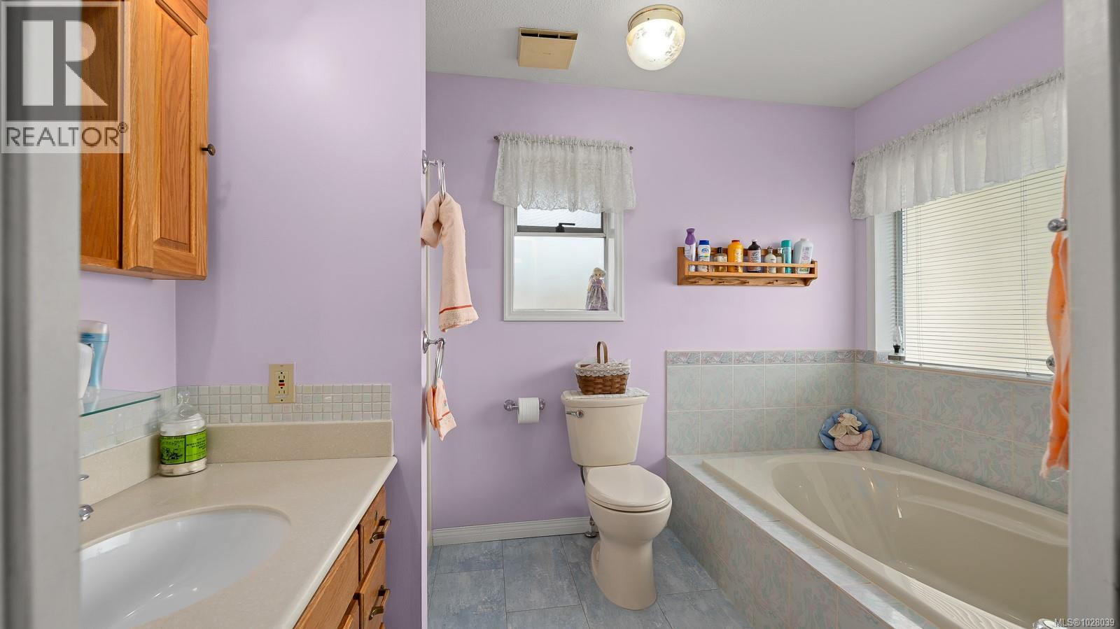 970 Mantle Dr, Courtenay, British Columbia  V9N 7A3 - Photo 36 - 1028039