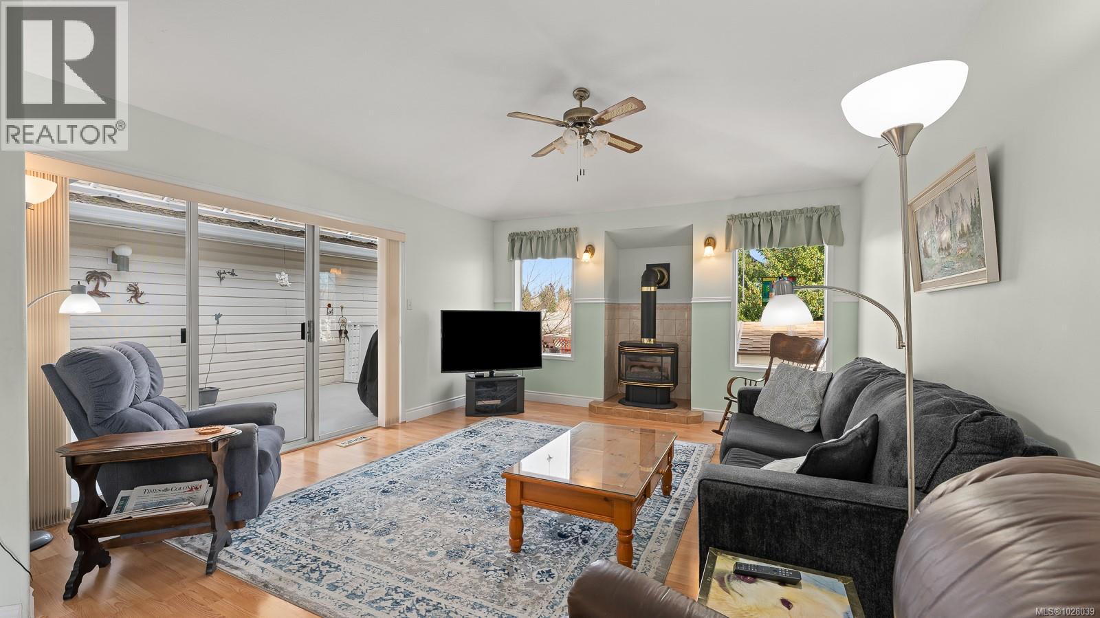 970 Mantle Dr, Courtenay, British Columbia  V9N 7A3 - Photo 4 - 1028039