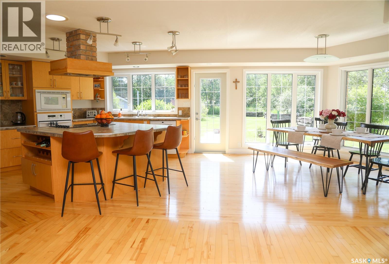 Derksen Riverfront Acreage, St. Louis Rm No. 431, Saskatchewan  S0K 4P0 - Photo 11 - SK029897