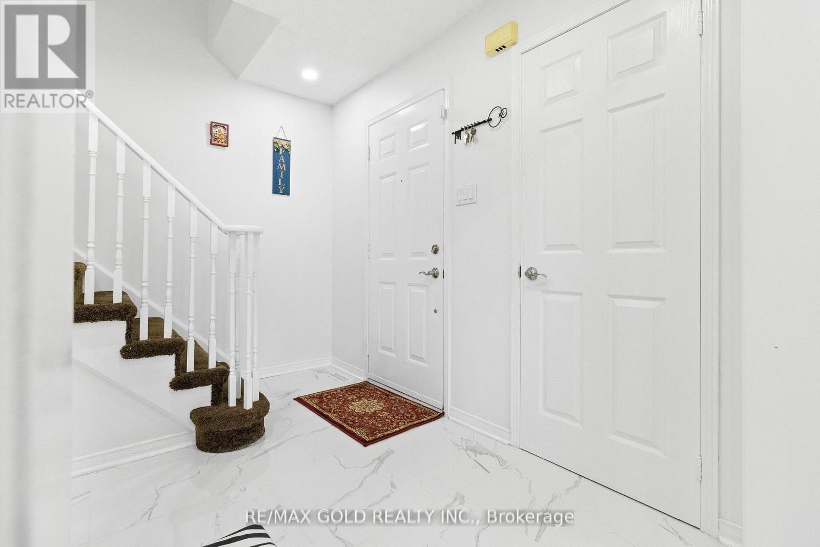 40 Blue Spruce Street, Brampton, Ontario  L6R 1C5 - Photo 13 - W12855598