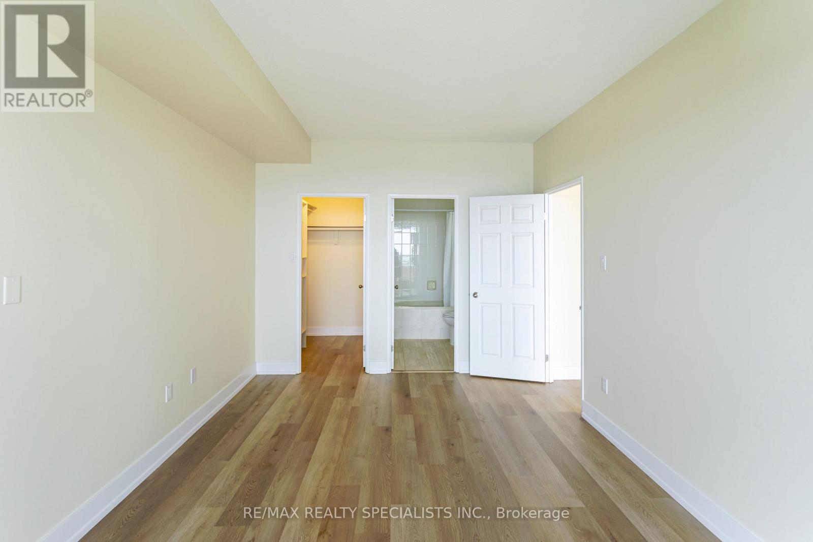 708 - 2511 Lakeshore Road W, Oakville, Ontario  L6L 6L9 - Photo 20 - W12855622