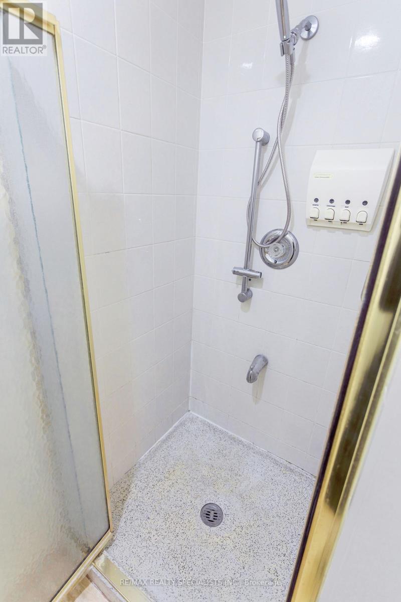 708 - 2511 Lakeshore Road W, Oakville, Ontario  L6L 6L9 - Photo 28 - W12855622