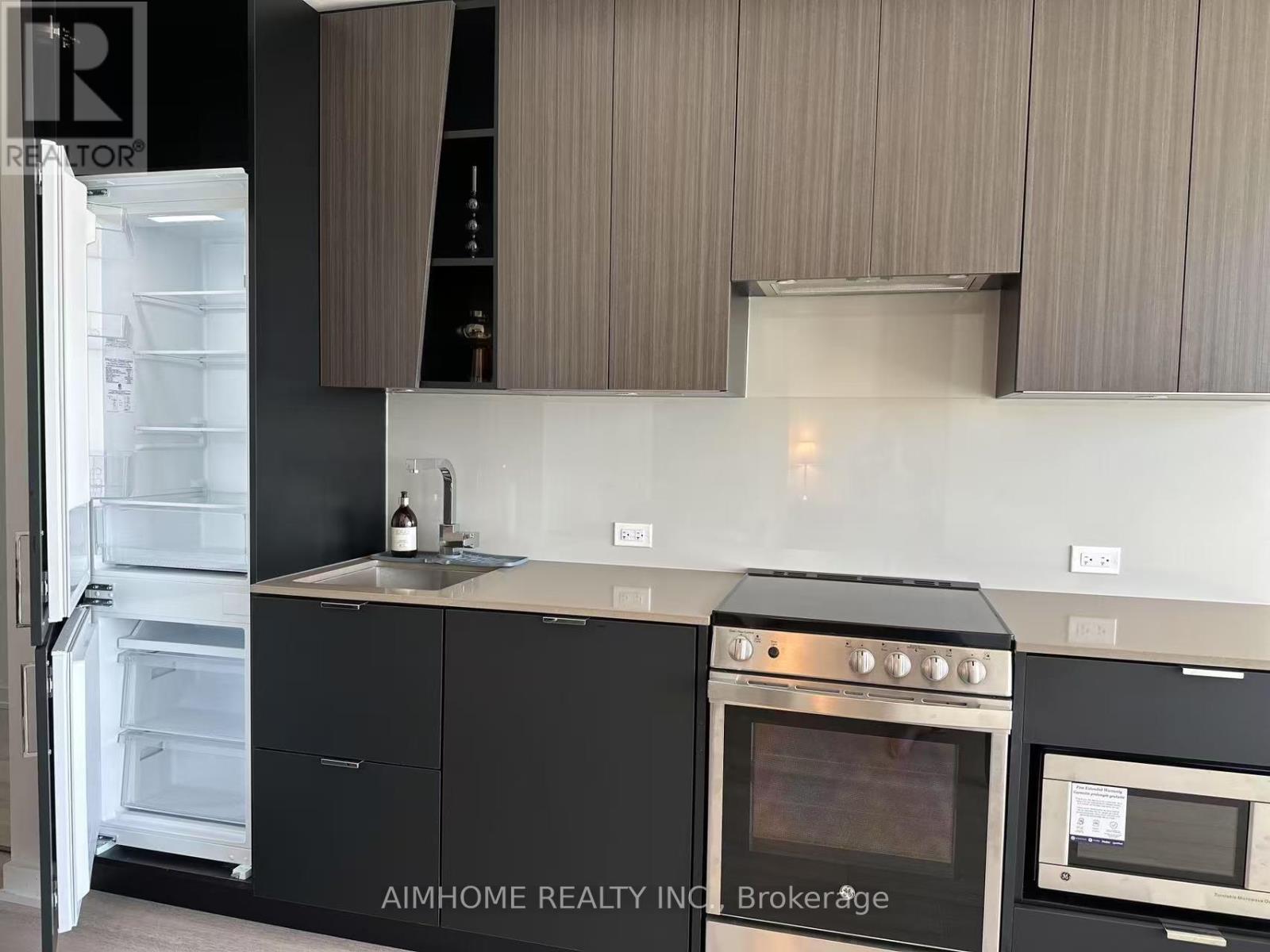 5508 - 3883 Quartz Road, Mississauga (City Centre), Ontario  L5B 0M4 - Photo 8 - W12855624