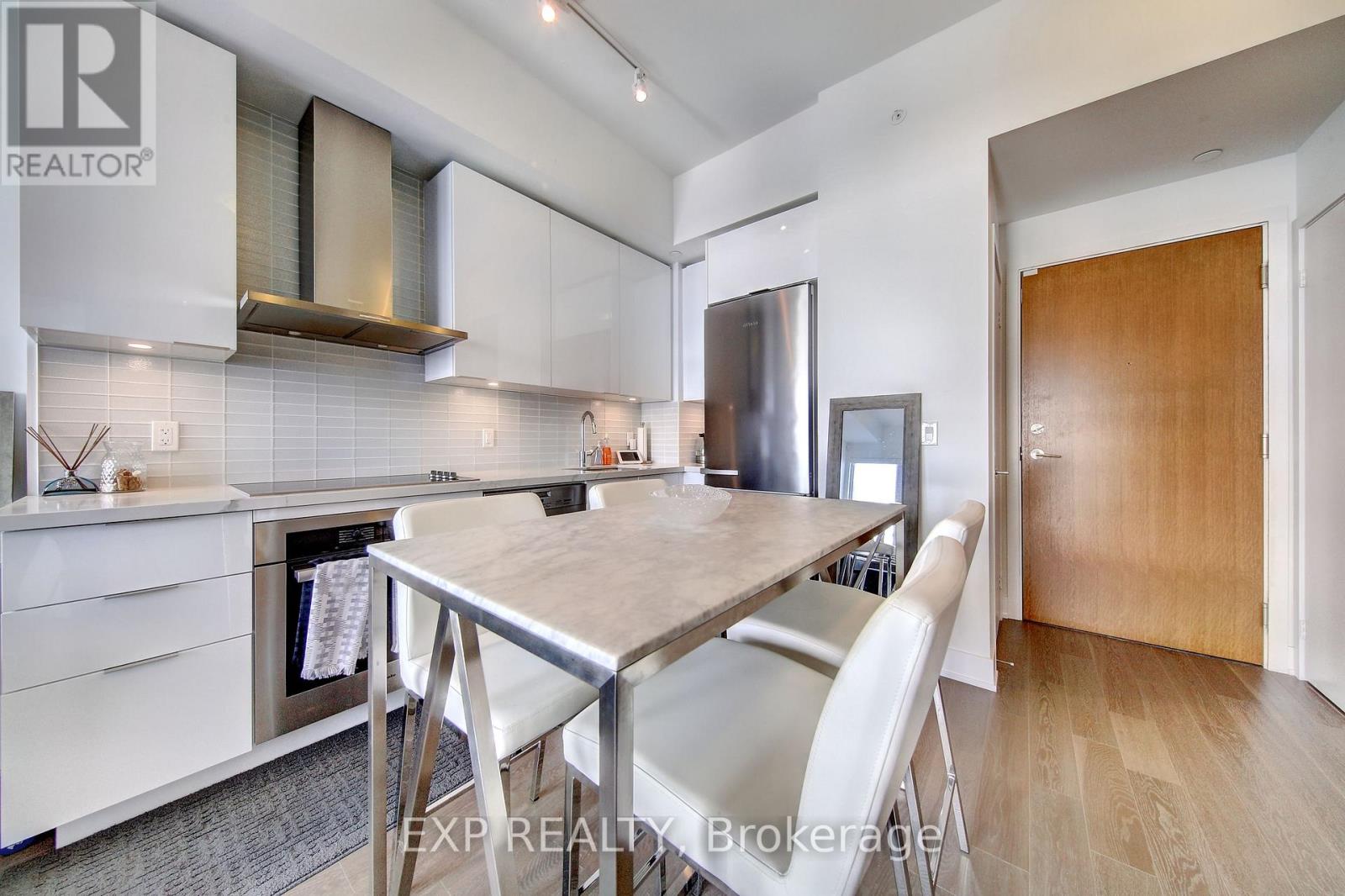 6009 - 30 SHORE BREEZE DRIVE, Toronto, Ontario