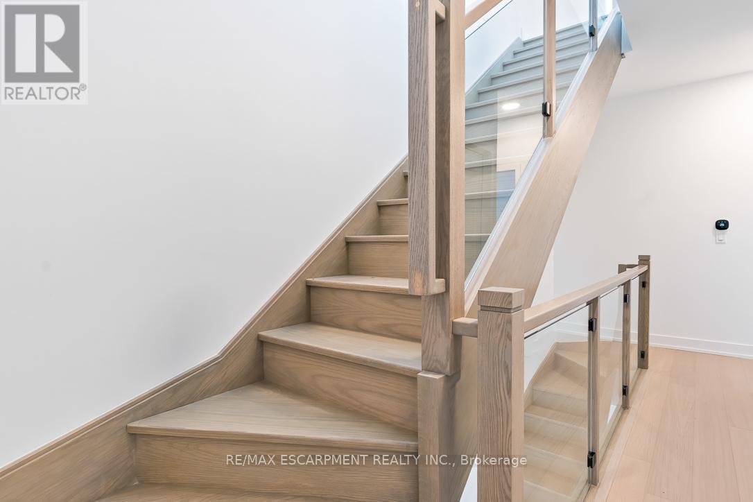 19 - 20 Lou Parsons Way, Mississauga (Port Credit), Ontario  L5H 0B2 - Photo 27 - W12855704