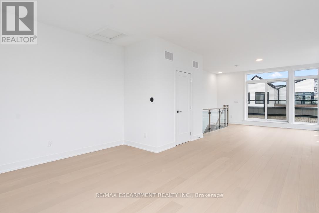 19 - 20 Lou Parsons Way, Mississauga (Port Credit), Ontario  L5H 0B2 - Photo 30 - W12855704