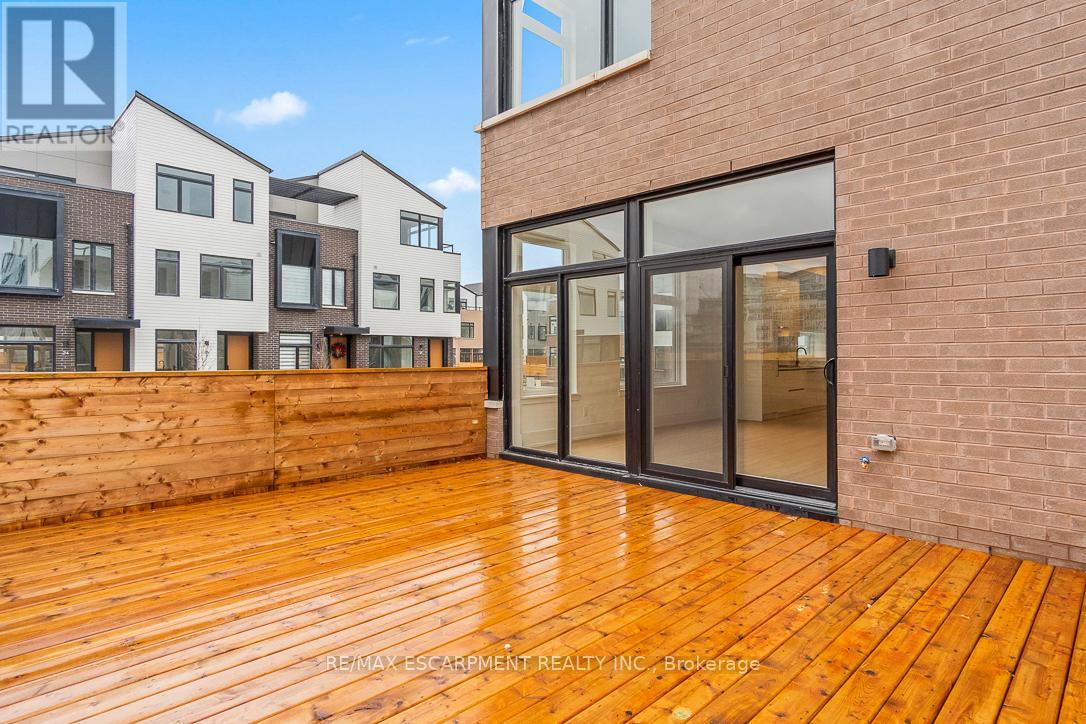 19 - 20 Lou Parsons Way, Mississauga (Port Credit), Ontario  L5H 0B2 - Photo 40 - W12855704