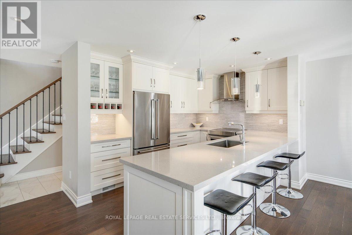 2157 Forest Gate Park, Oakville, Ontario  L6M 4B3 - Photo 14 - W12855708