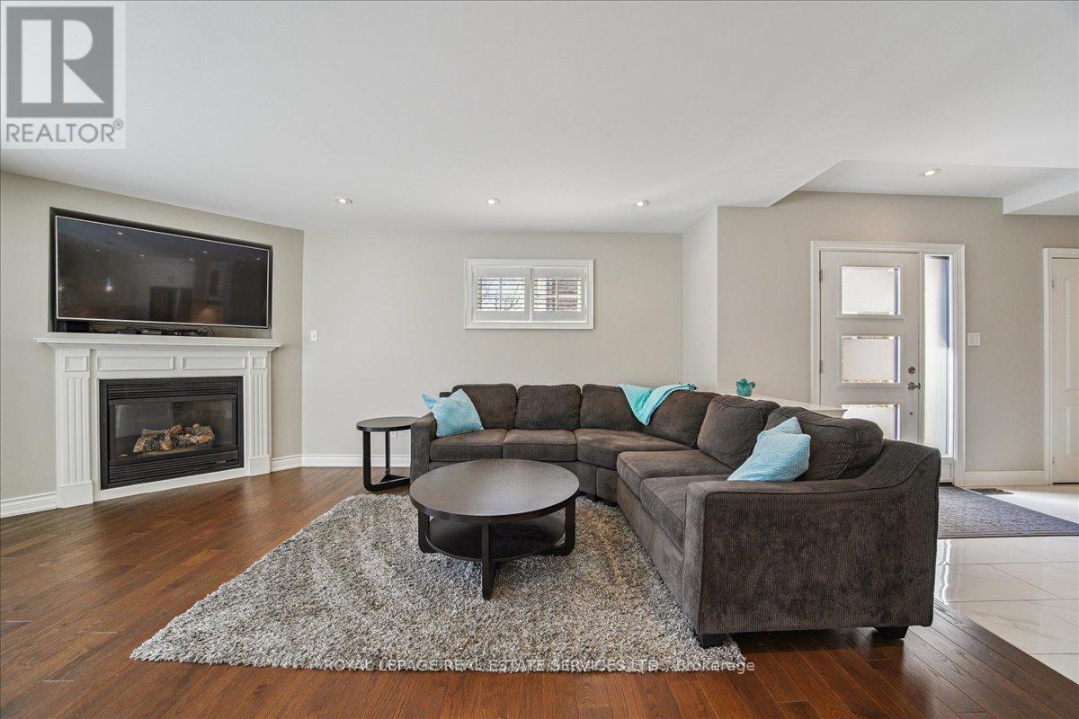 2157 Forest Gate Park, Oakville, Ontario  L6M 4B3 - Photo 9 - W12855708