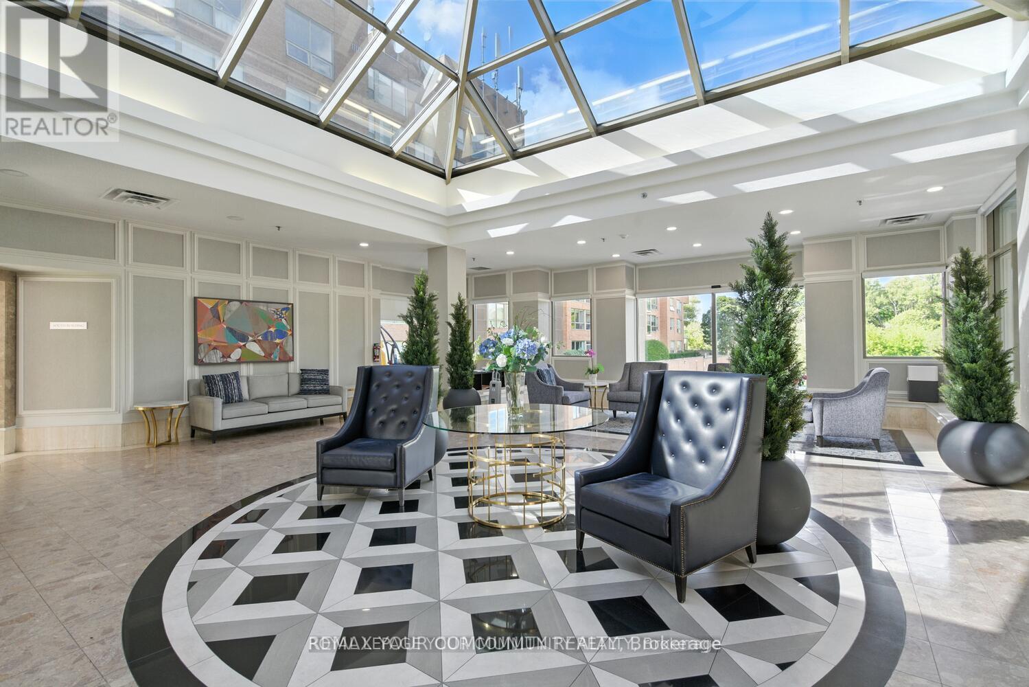 305 - 14924 Yonge Street, Aurora, Ontario  L4G 6H7 - Photo 14 - N12829890