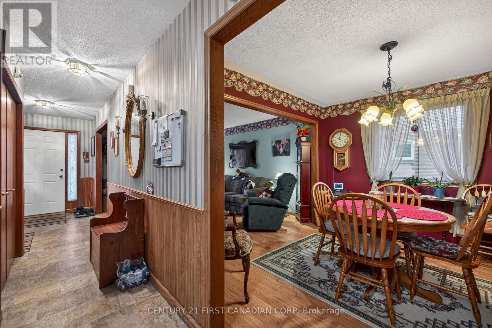 30 Conway Lane, London South, Ontario  N6E 3K4 - Photo 10 - X12846170