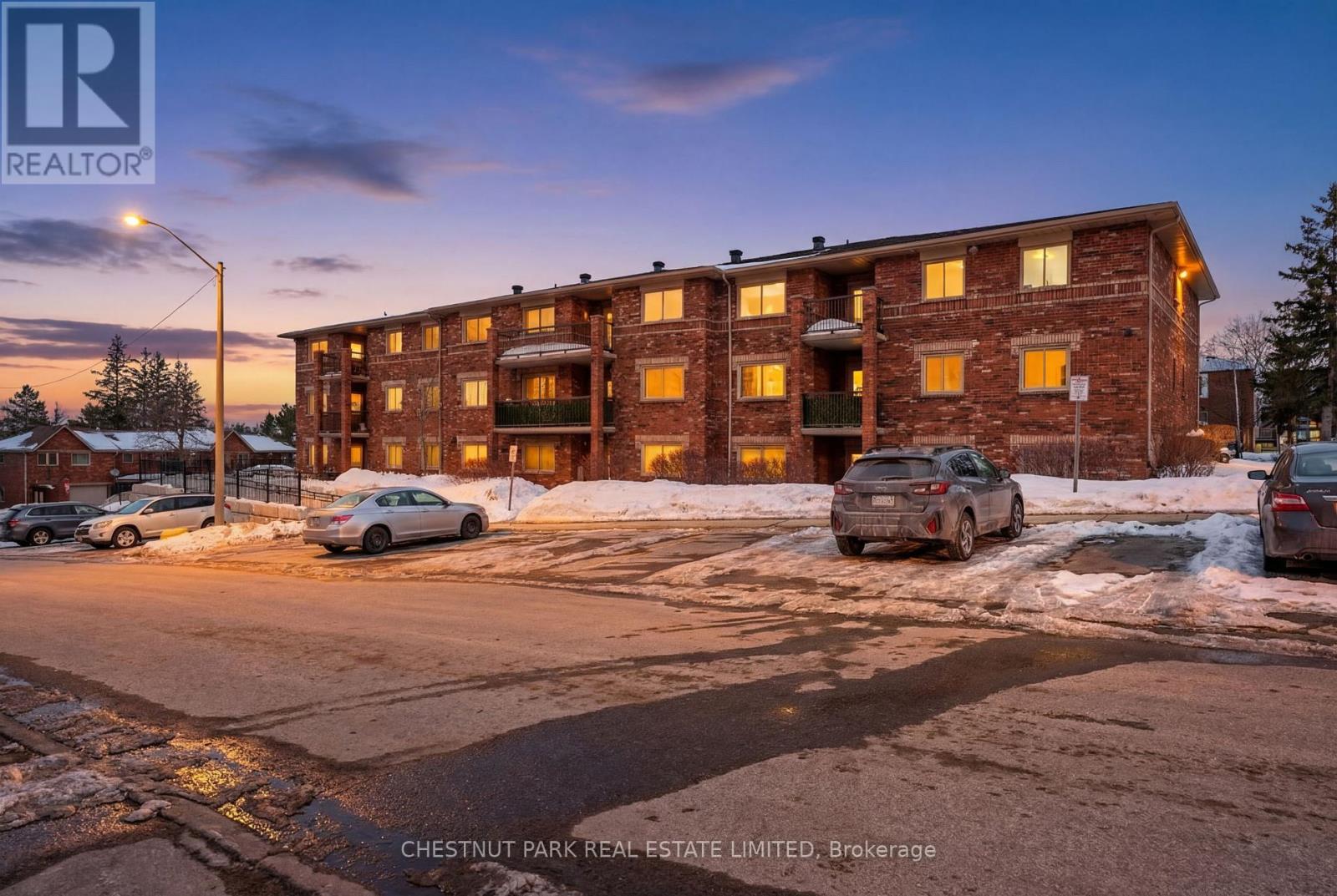 208 - 1 Quail Crescent, Barrie (Ardagh), Ontario  L4N 6W9 - Photo 22 - S12849986