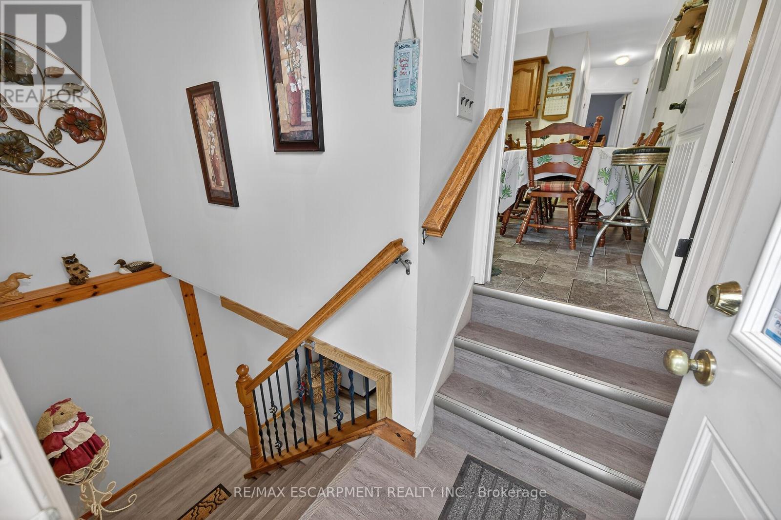 814 Cedar Street, Haldimand (Dunnville), Ontario  N1A 2K2 - Photo 28 - X12855684