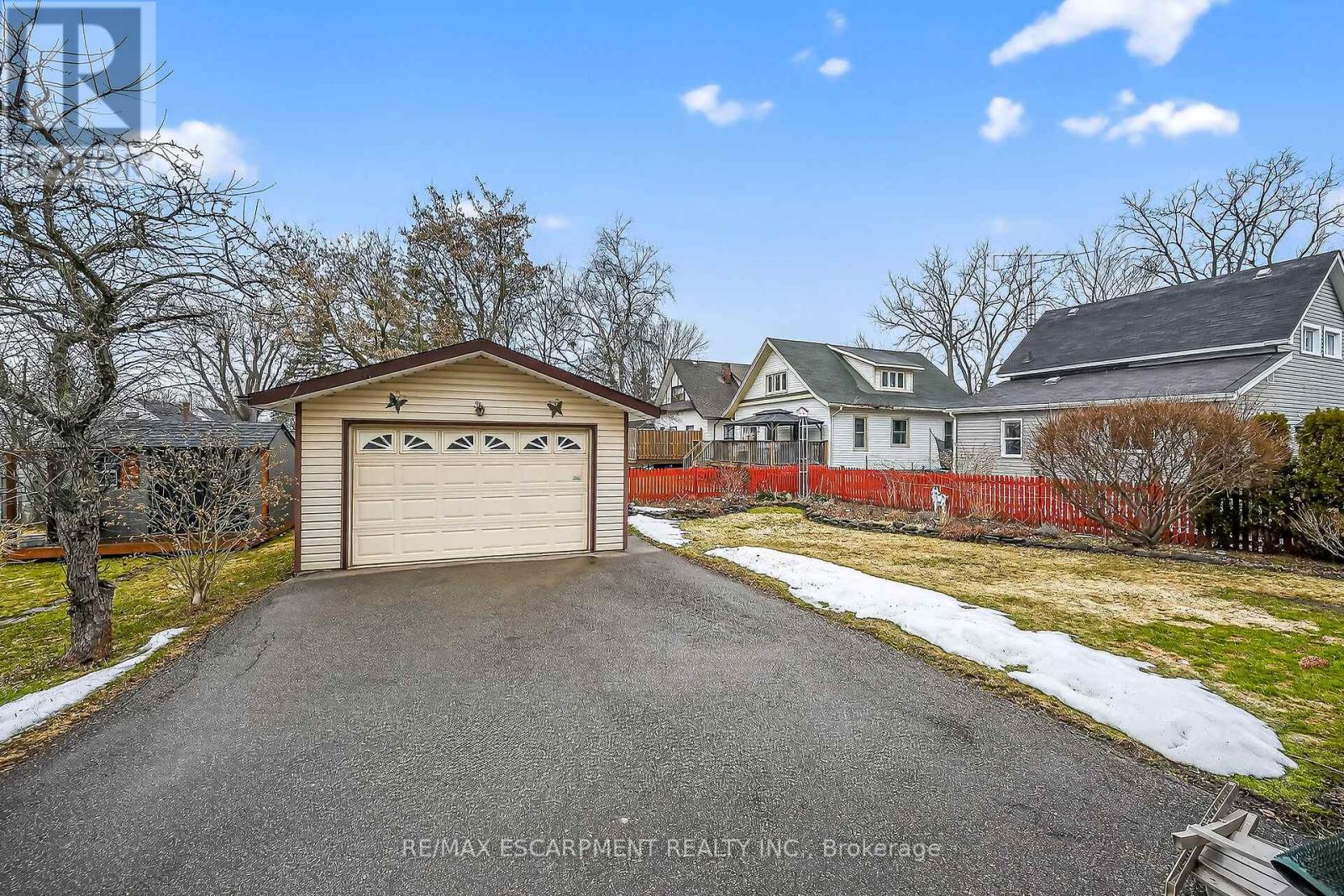 814 Cedar Street, Haldimand (Dunnville), Ontario  N1A 2K2 - Photo 46 - X12855684