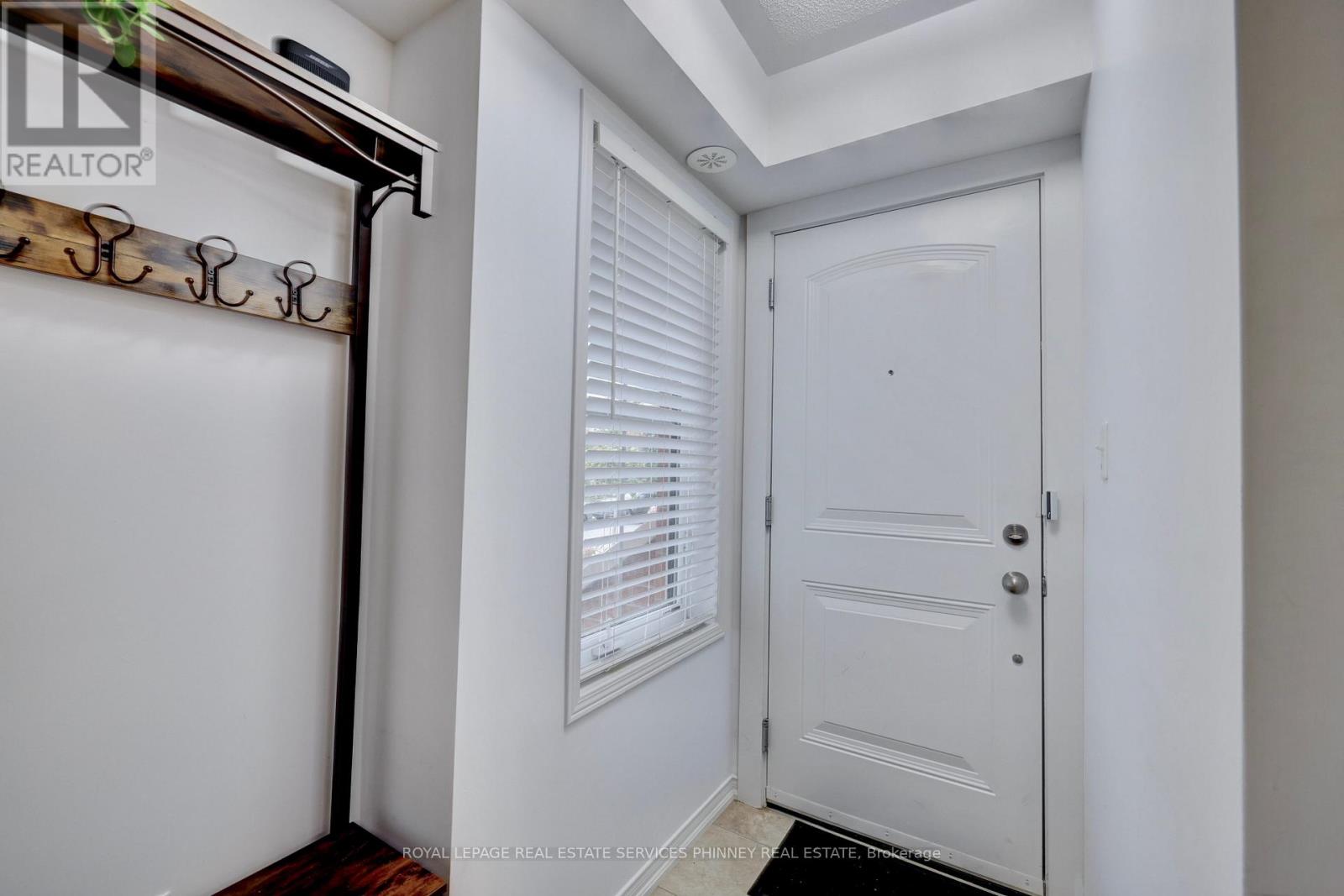 19 - 2504 Post Road, Oakville, Ontario  L6H 0K1 - Photo 4 - W12853918