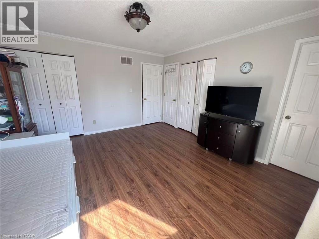 135 Essling Avenue, Hamilton, Ontario  L9B 2H9 - Photo 18 - 40810230