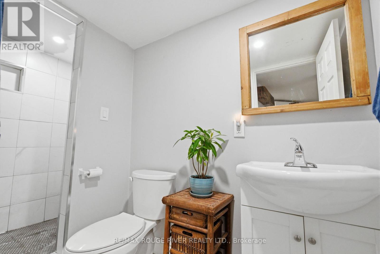 6 Edison Way, Whitby (Taunton North), Ontario  L1R 0L7 - Photo 37 - E12855822