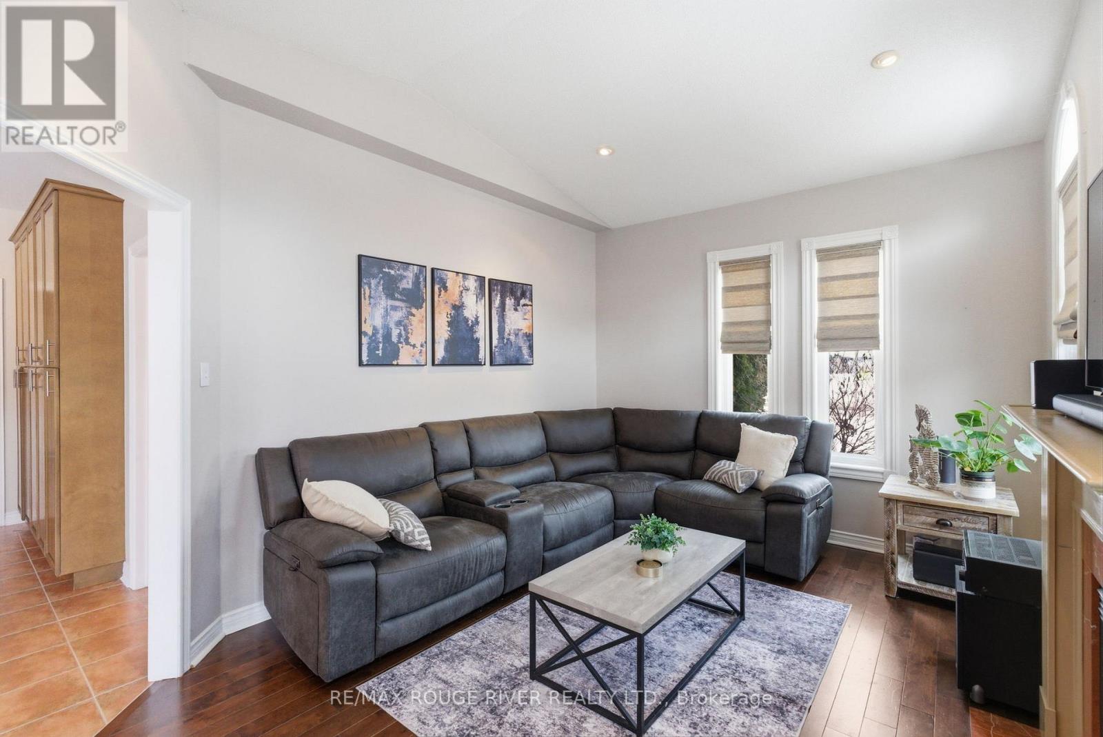 2 Hesham Drive, Whitby, Ontario  L1M 2J9 - Photo 18 - E12855840