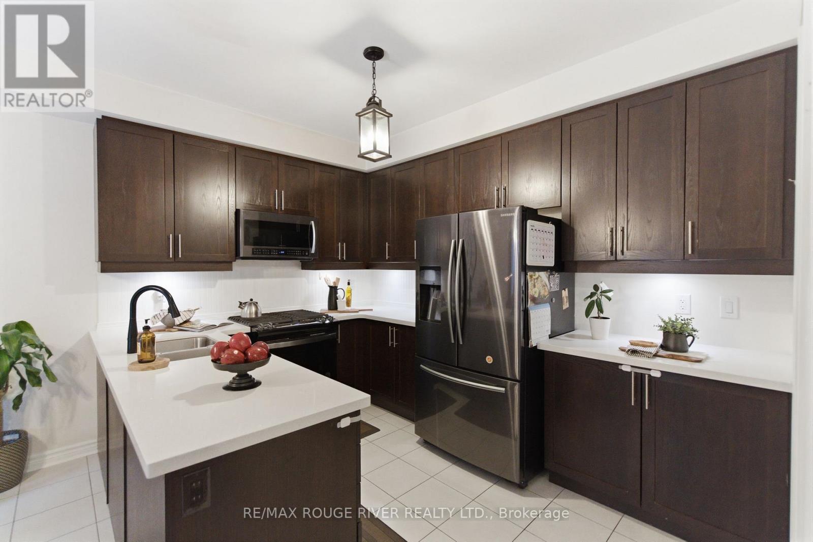 50 Cale Avenue, Clarington (Courtice), Ontario  L1E 0H4 - Photo 11 - E12855964