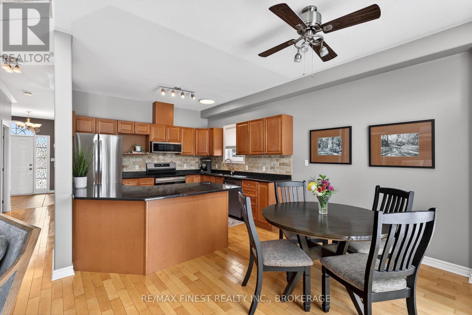 396 Quarry Pond Court, Kingston (Kingston East (Incl Barret Crt)), Ontario  K7K 7L3 - Photo 14 - X12855852