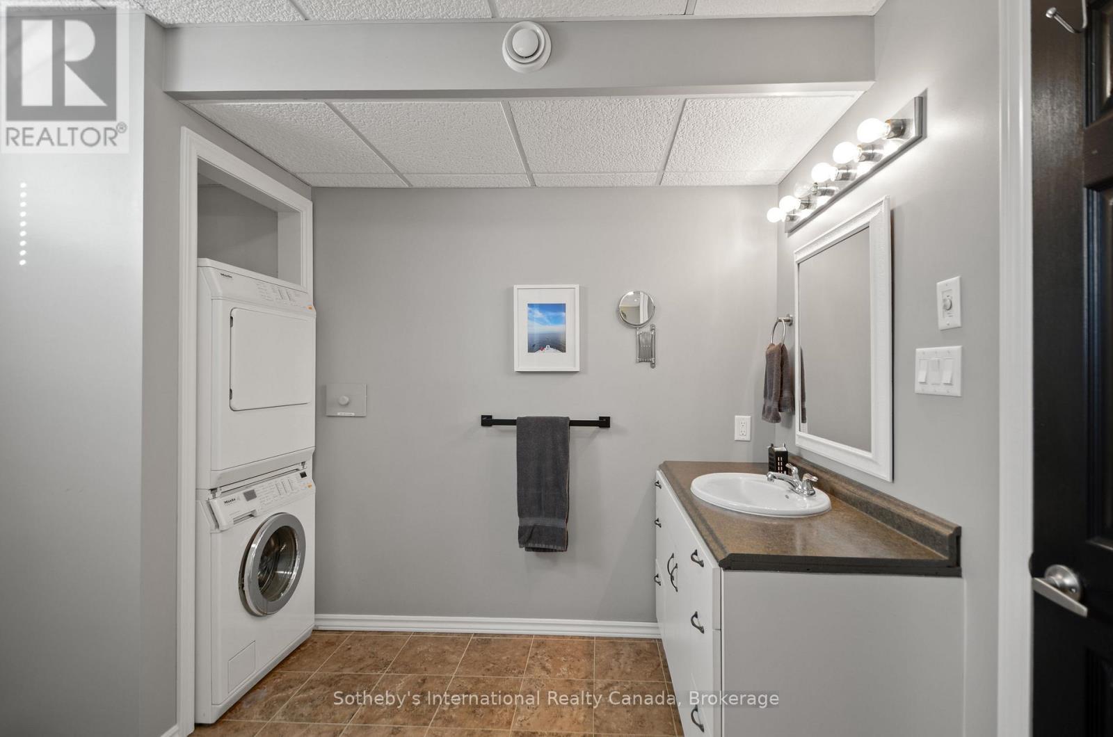 447 Union Street, Meaford, Ontario  N4L 1W7 - Photo 43 - X12855870