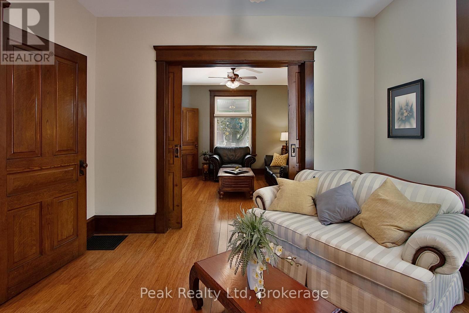 212 Front Street, Stratford, Ontario  N5A 4H7 - Photo 14 - X12855948