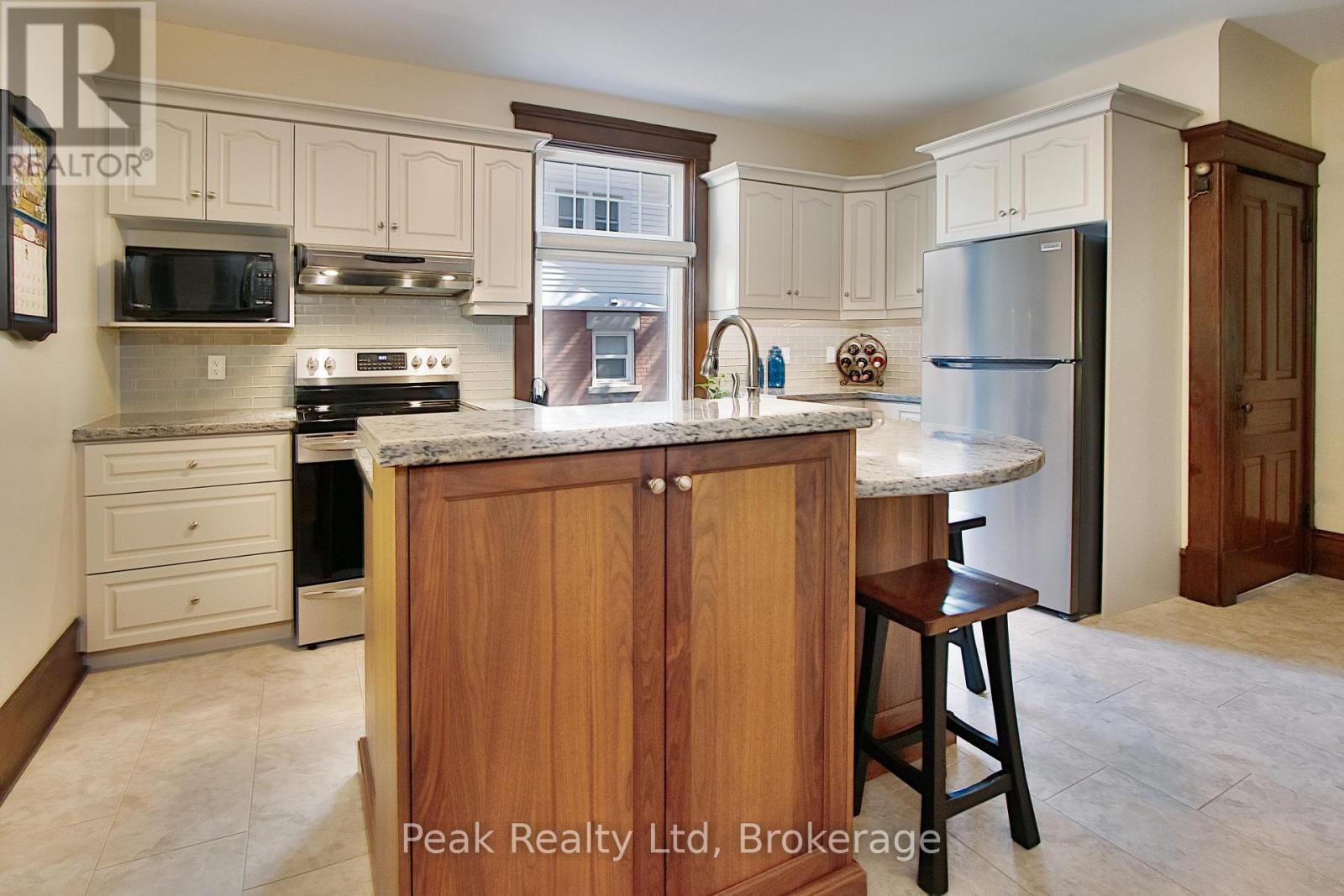 212 Front Street, Stratford, Ontario  N5A 4H7 - Photo 21 - X12855948