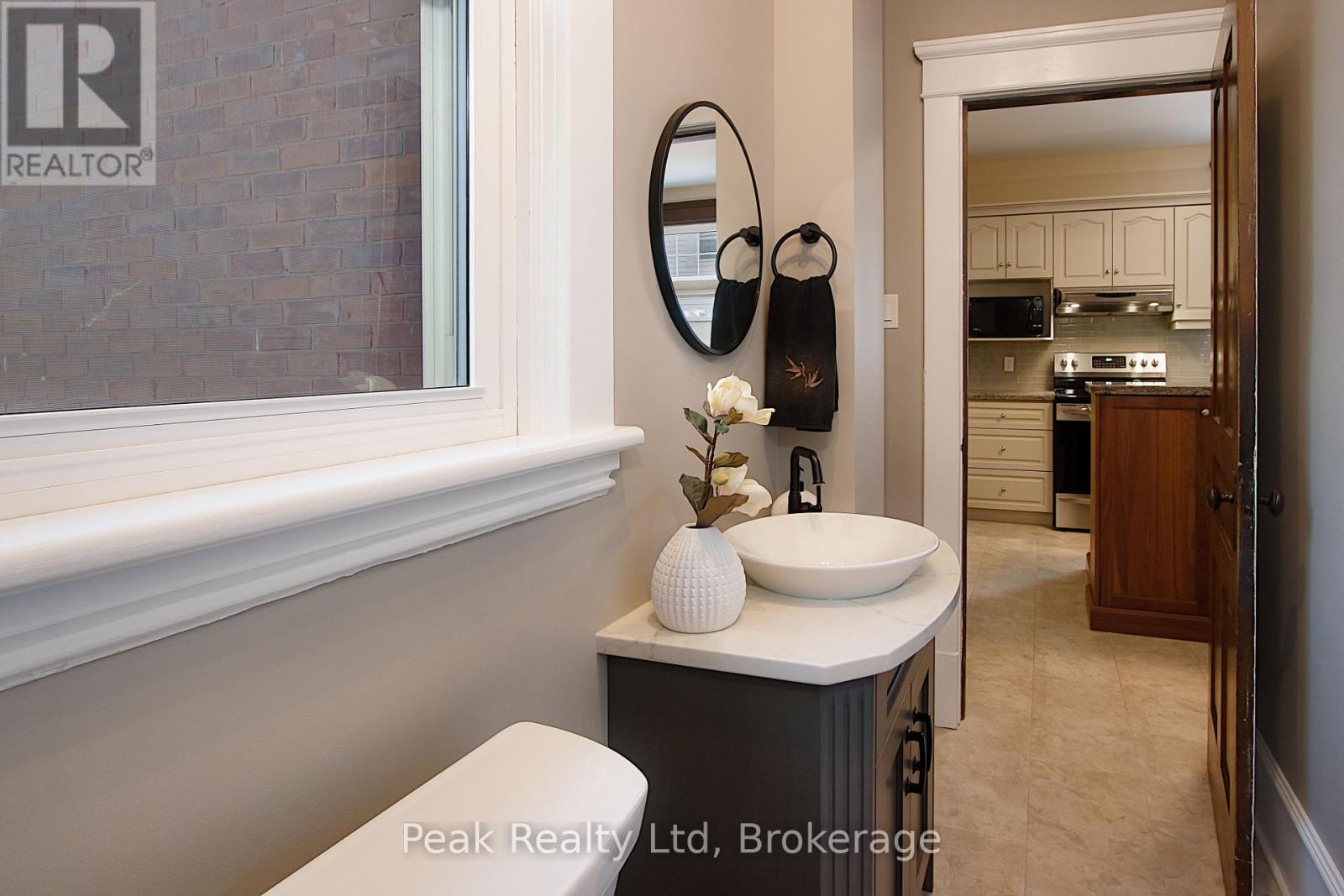 212 Front Street, Stratford, Ontario  N5A 4H7 - Photo 25 - X12855948