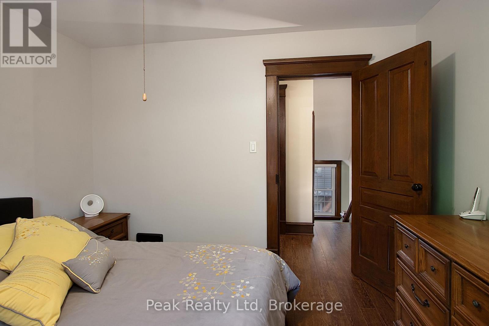 212 Front Street, Stratford, Ontario  N5A 4H7 - Photo 34 - X12855948