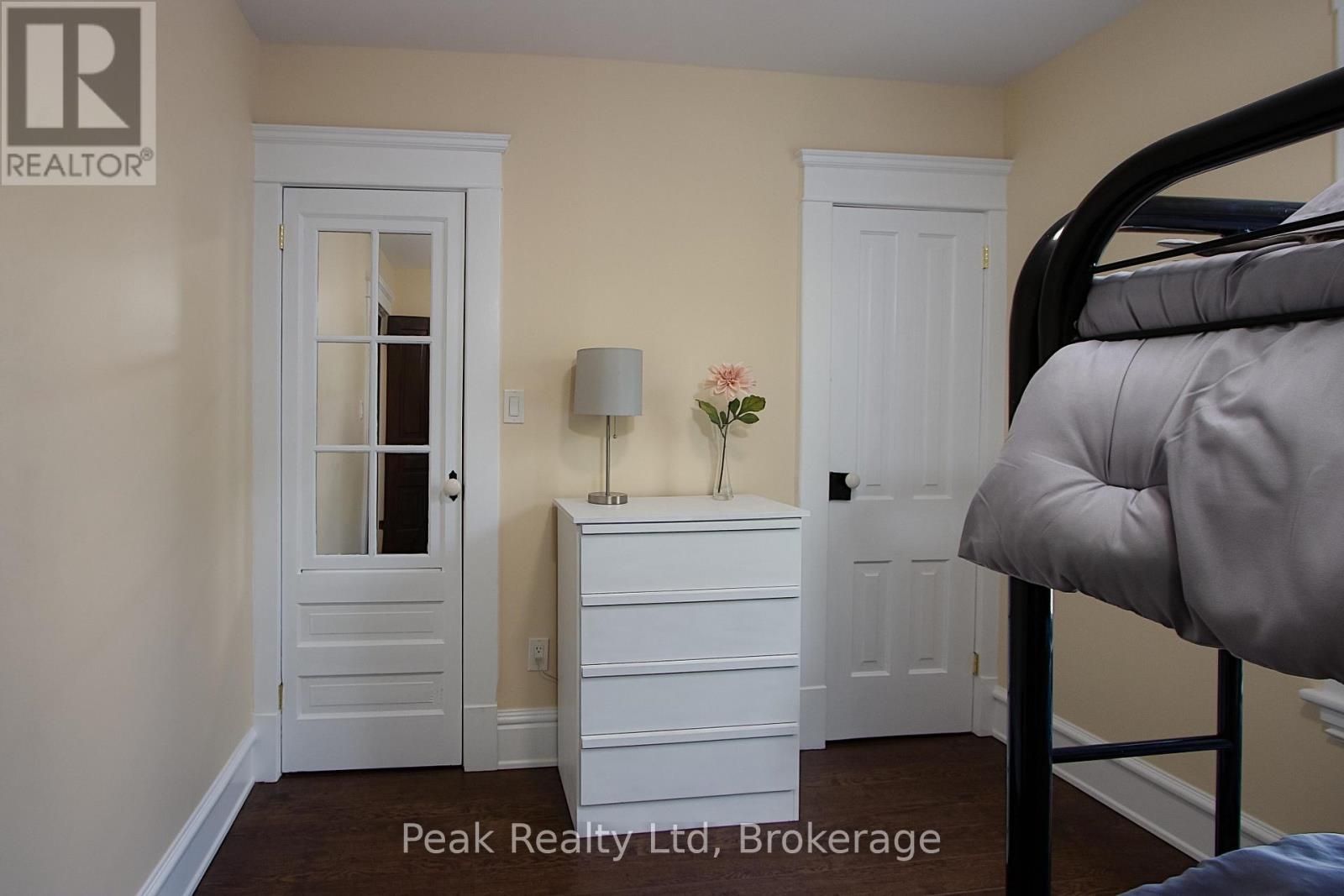 212 Front Street, Stratford, Ontario  N5A 4H7 - Photo 35 - X12855948