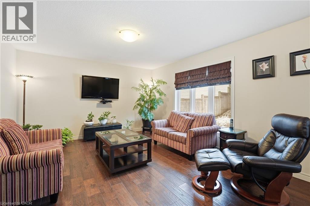 76 Lorne Avenue, Grimsby, Ontario  L3M 0C7 - Photo 14 - 40809173